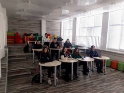 Гледане нa филма "Помни войната"